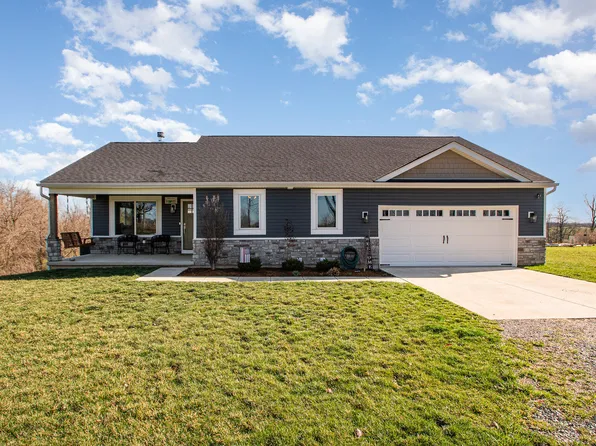220 Mann Rd, Crittenden, KY 41030