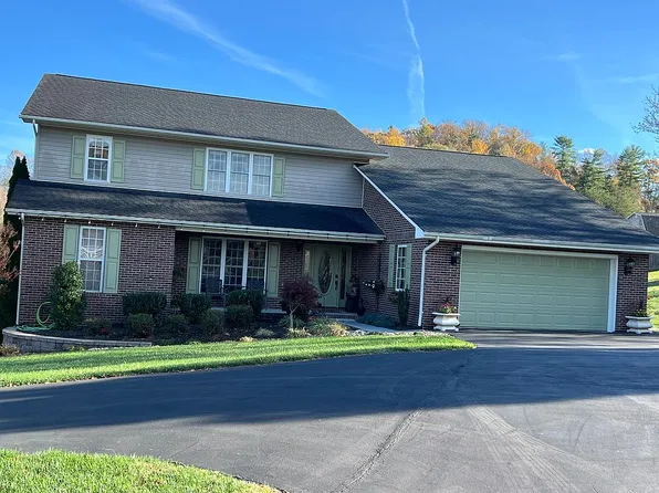 107 Sunset Dr, Unicoi, TN 37692