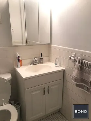 Rented by Bond New York | media 20