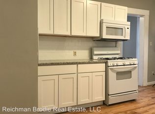 338 Poplar St #1, New Haven, CT 06513