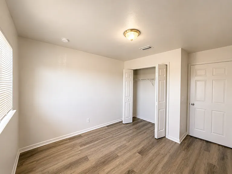 4401 22nd St SW — Photo 7