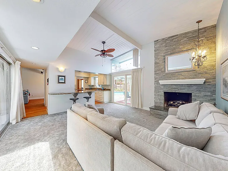 349 S Lone Hill Ave — Photo 14