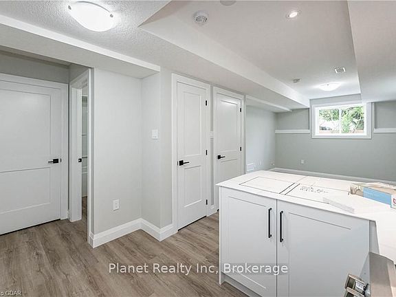 3rd image of 330 Exhibition St #2