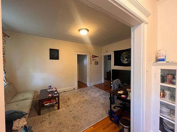 2nd image of 2 Crawford St #U-11
