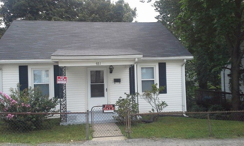 1st image of 921 5th Ave