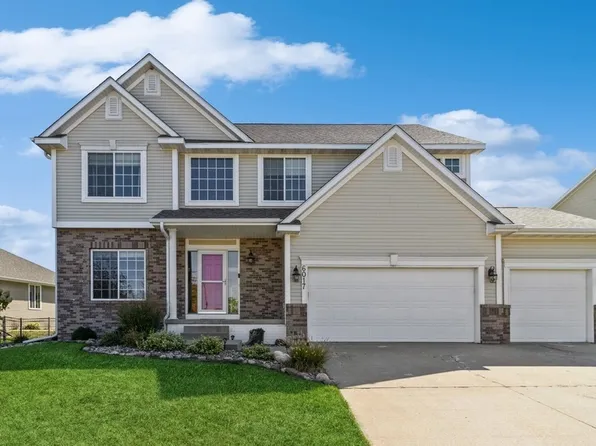 6017 NW 98th St, Johnston, IA 50131
