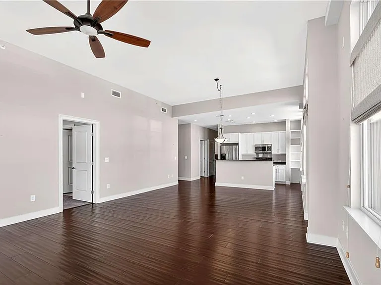 201 W Ponce De Leon Ave #702 — Photo 10