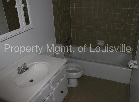 4th image of 1972 Goldsmith Ln APT 7