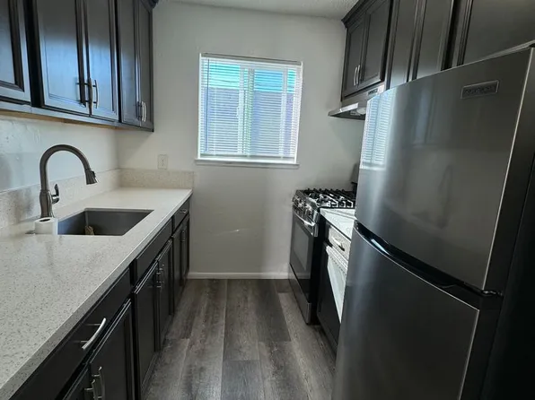 212 D Street, 212 D St APT 7, Roseville, CA 95678