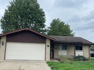 12156 Corvair Dr, Sterling Heights, MI 48312