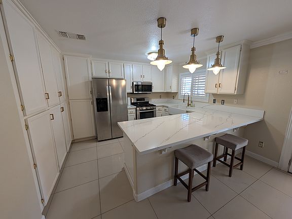2nd image of 1320 Wilson Ct