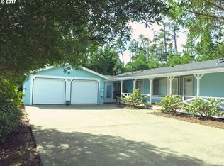 459 Sherwood Loop, Florence, OR 97439