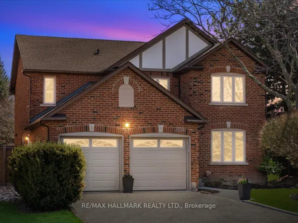 3574 Irwin Ct, Mississauga, ON L5L 4W3