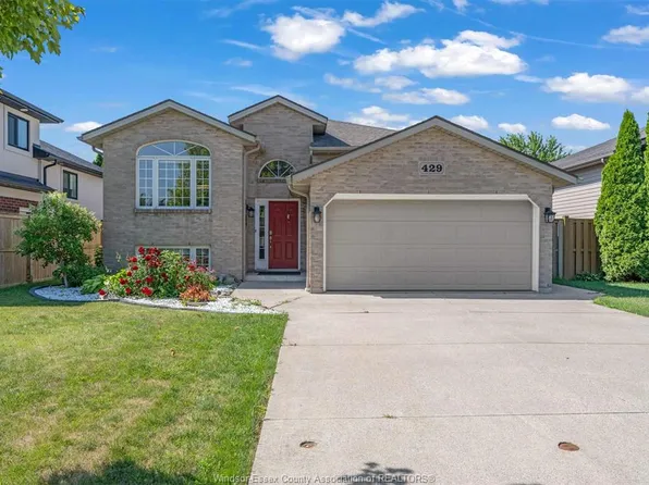 429 McLellan Ave, Amherstburg, ON N9V 4C8
