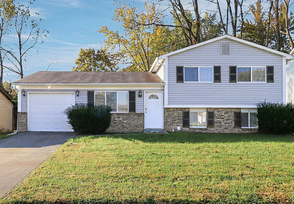 2709 Bretton Woods Dr