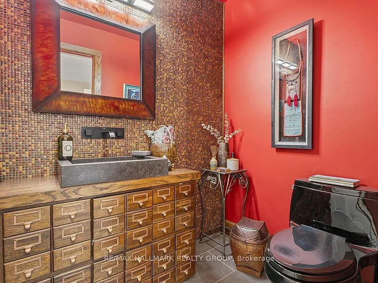 159 Borealis Cres — Photo 17