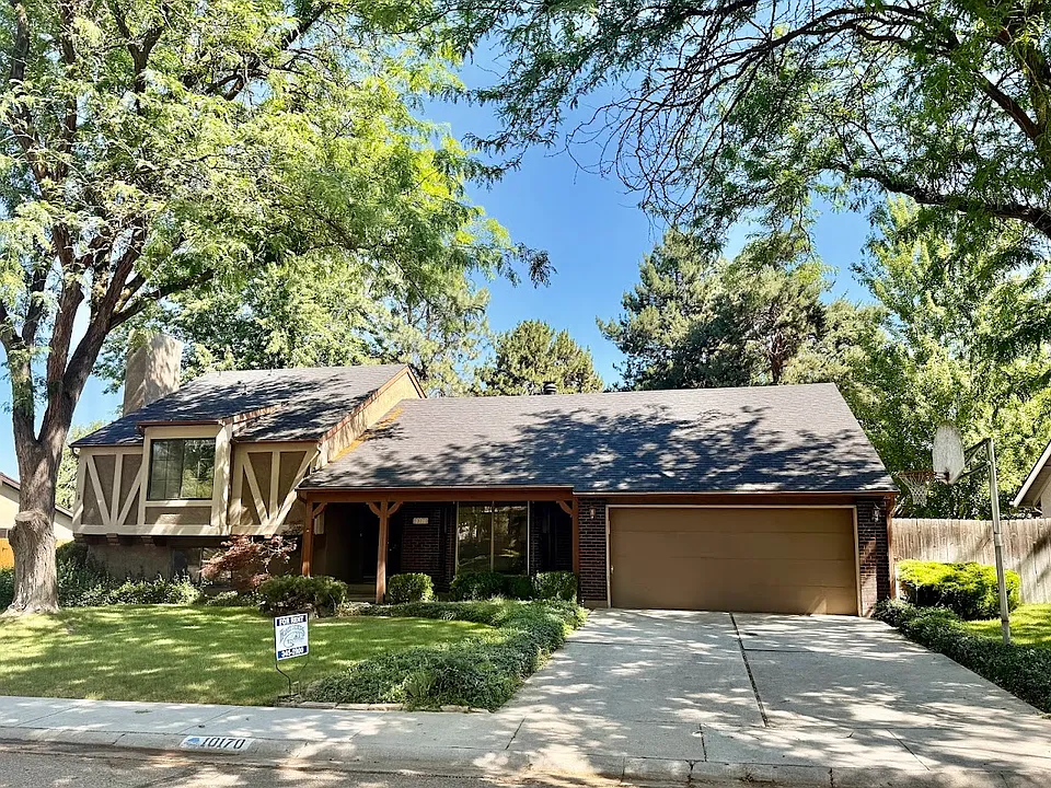 10170 W Cranberry Ct