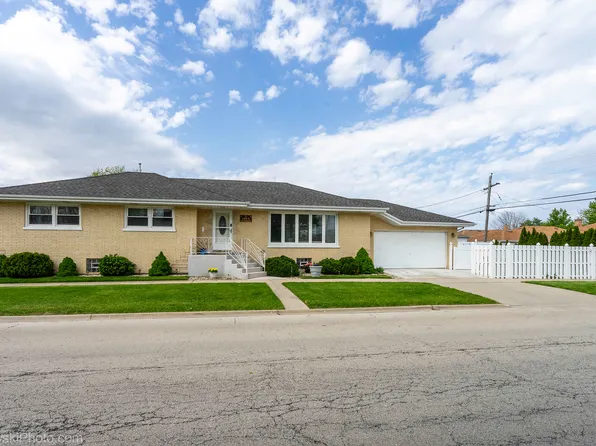 4501 N Overhill Ave, Norridge, IL 60706