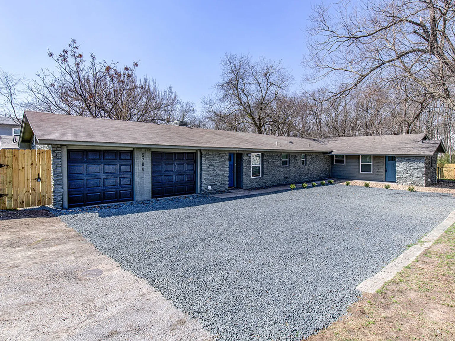 5706 Gloucester Ln — Photo 3