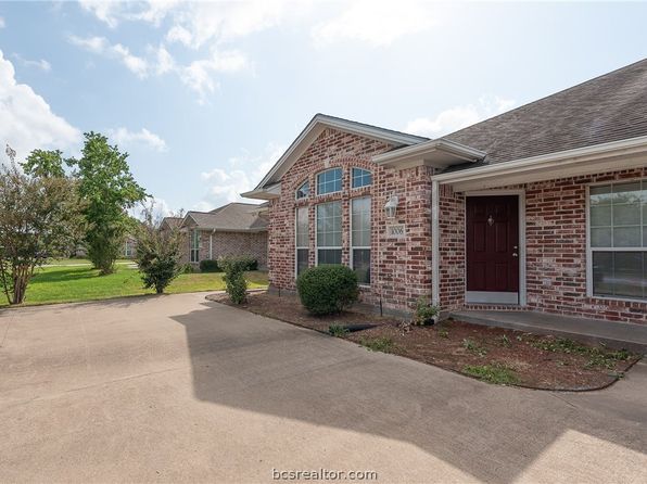 1004 Crepe Myrtle Ct