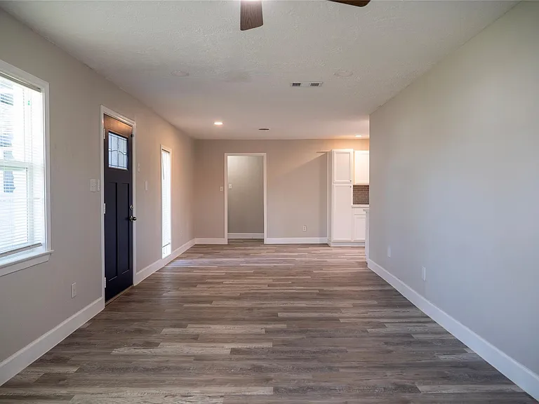 5502 Elm Tree Dr — Photo 10
