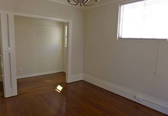 4th image of 1065 Bush St APT 22