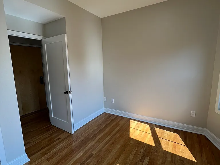 557 Columbus Ave #401 — Photo 22