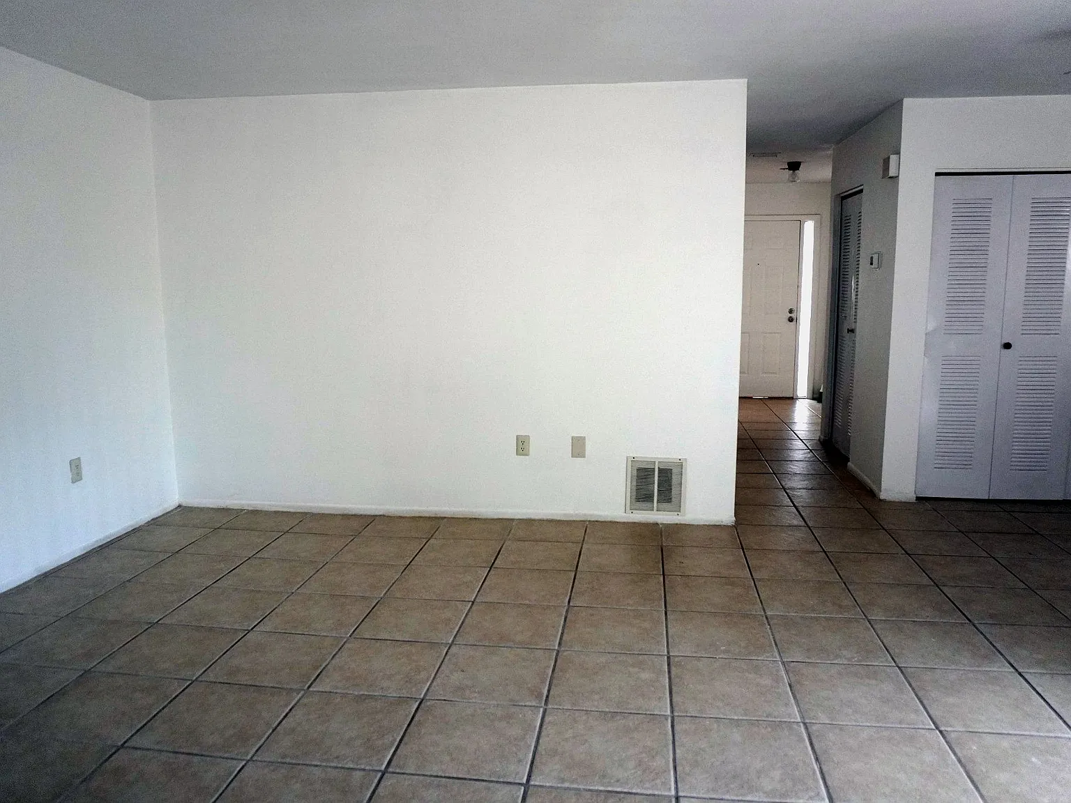 3640 Meriden Avenue - 3 — Photo 2