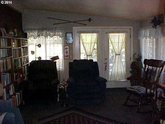 5th image of 17401 SE 39th St