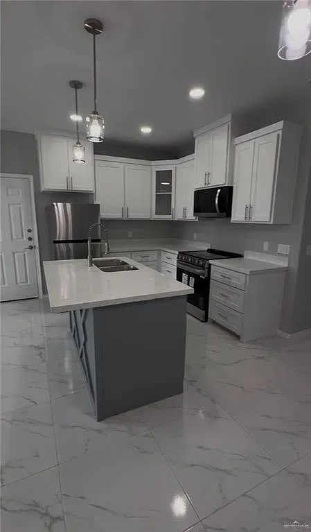 3 bed, 2.0 bath, 1227 sqft, $1,400 — Photo 4