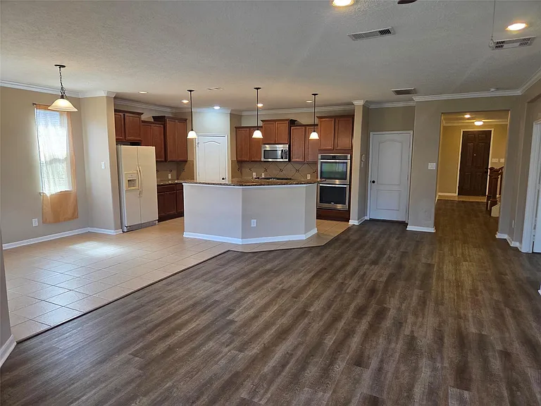 19510 Dunlay Springs Dr — Photo 17