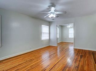 5006 Locust St, Bellaire, TX 77401