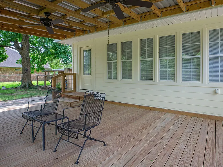 1137 Main Hwy — Photo 29