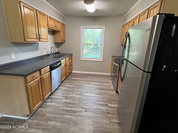 5th image of 116 Christopher Drive