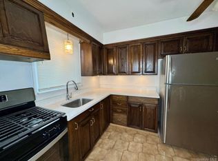 15-14 200th St #2, Bayside, NY 11360