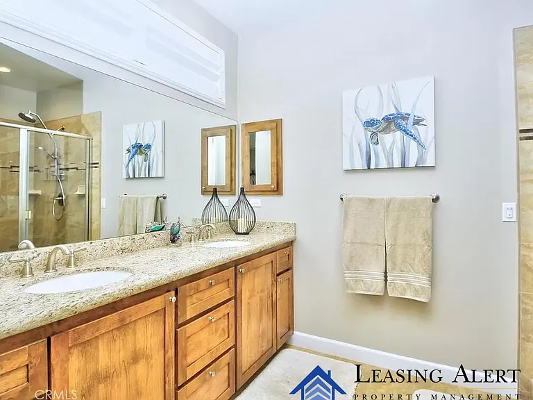 2526 Coburn Ln — Photo 24