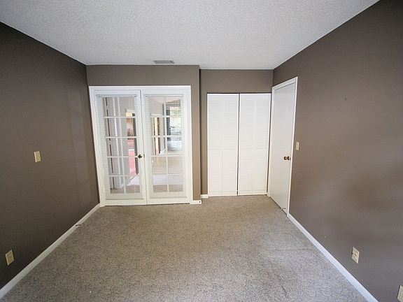 4th image of 5538 NW 66th Ave