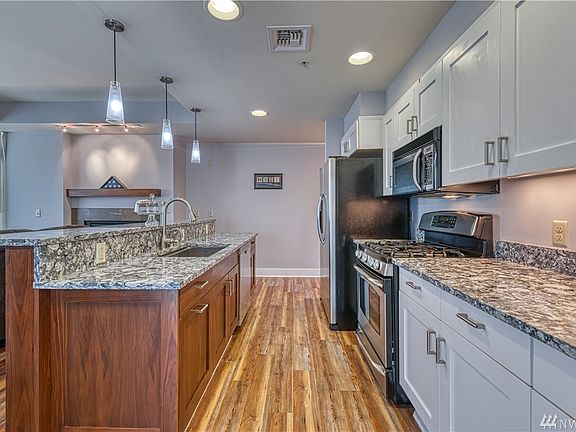 5th image of 360 Washington Ave Unit 307