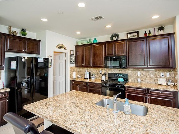 2nd image of 3437 Sequoia Ct