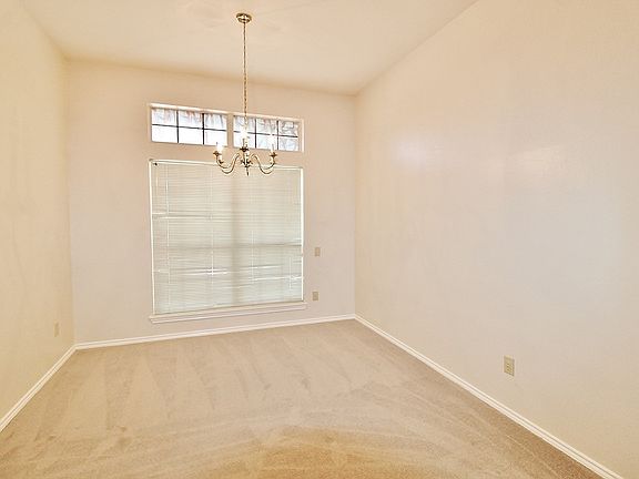 3rd image of 7103 Woodland Terrace Dr