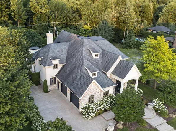 15 Rue Des Ducats, Blainville, QC J7C 5B5