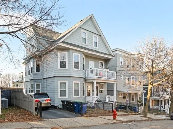 17 Dow St #2, Somerville, MA 02144
