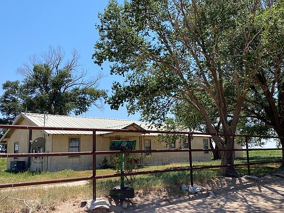 3rd image of 2220 County Road 1038
