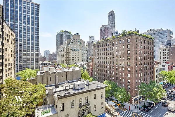 Sold by Warburg | media 5