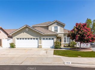 729 Savory Ln, San Jacinto, CA 92582