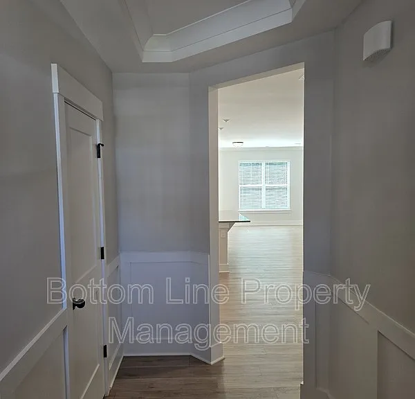 111 Viburnum Rd — Photo 3