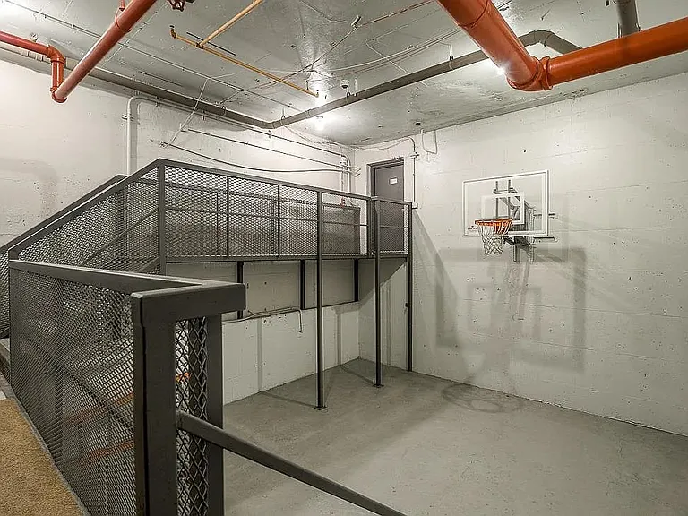600 E Admiral Blvd #1003 — Photo 32
