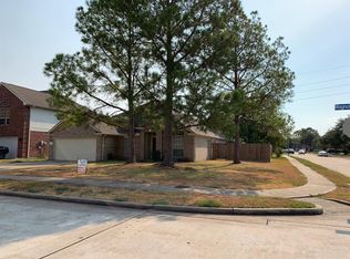 1914 Magnolia Crest Ln, Sugar Land, TX 77478