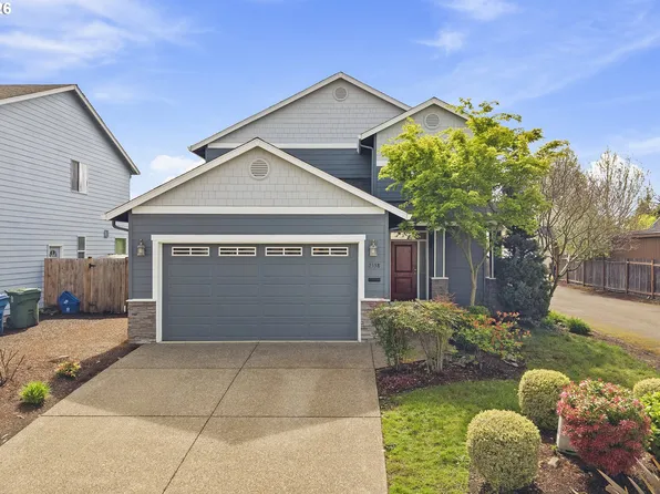 2538 Baines Blvd, Hubbard, OR 97032