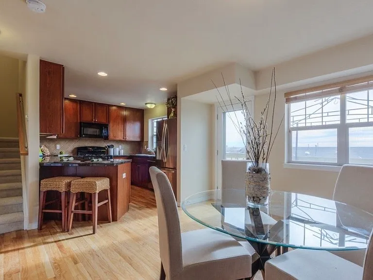 1546 Cottonwood Ave — Photo 12